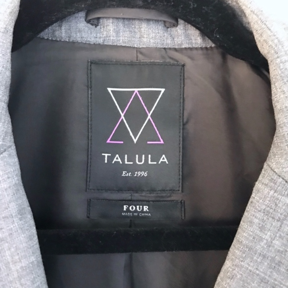 Aritzia Talula Exeter Gray Wool Blazer - Size 4 - Picture 4 of 7
